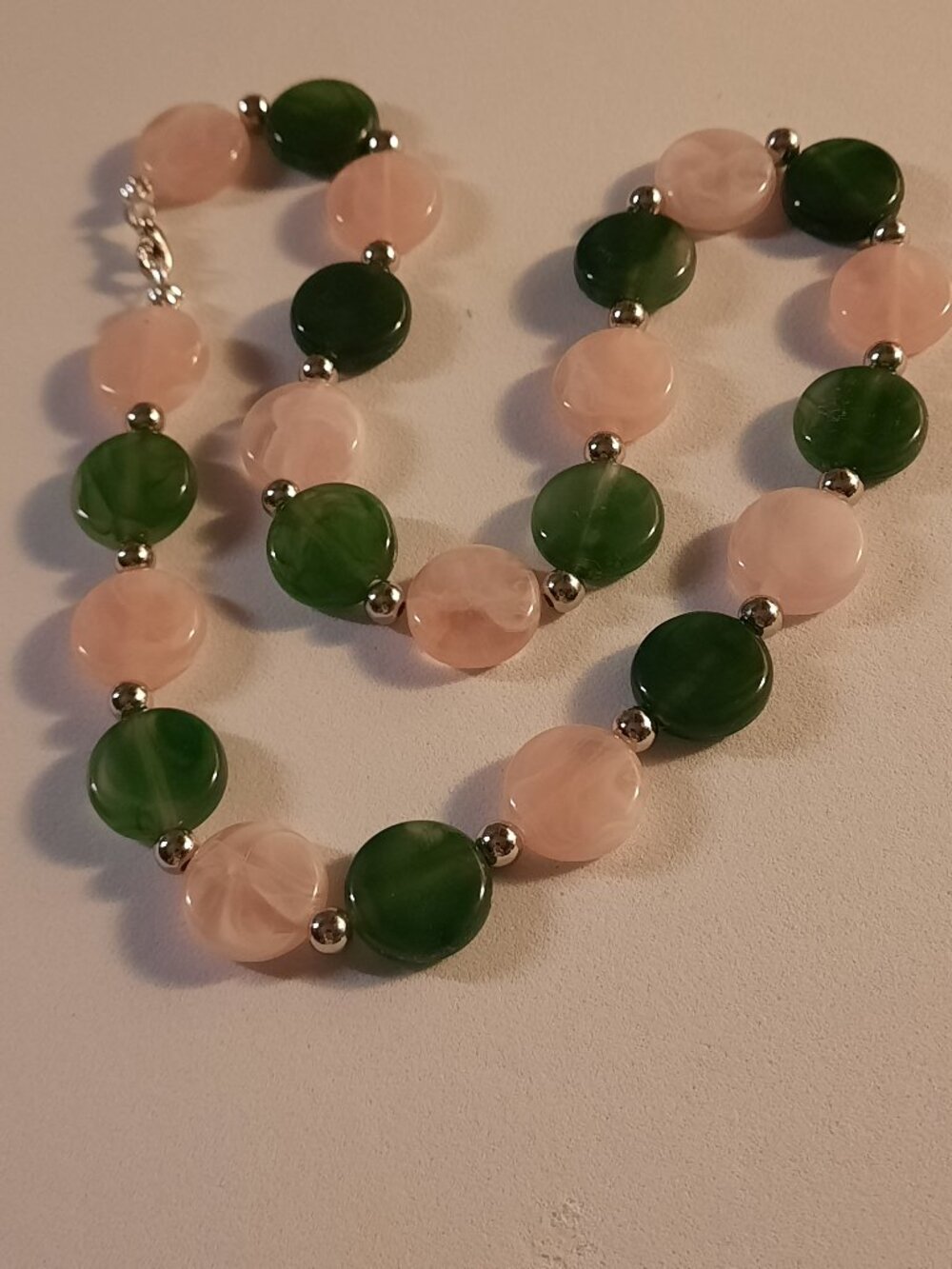 Brand New Unique Design Beaded Necklace for Women